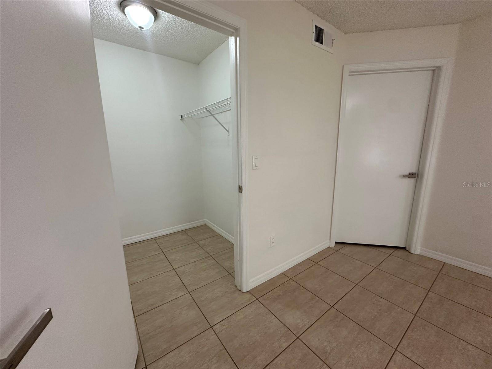 2212 GRAND CAYMAN CT #1612, Kissimmee, FL 34741