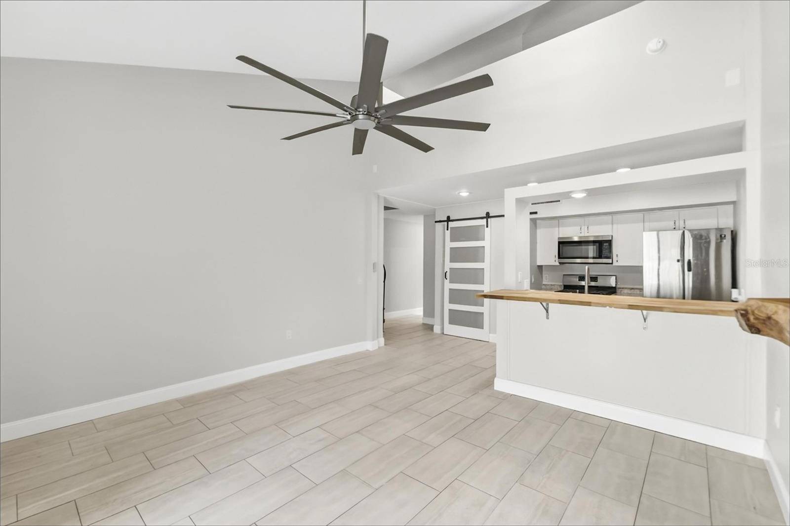 101 N HILL AVE #2, Deland, FL 32724