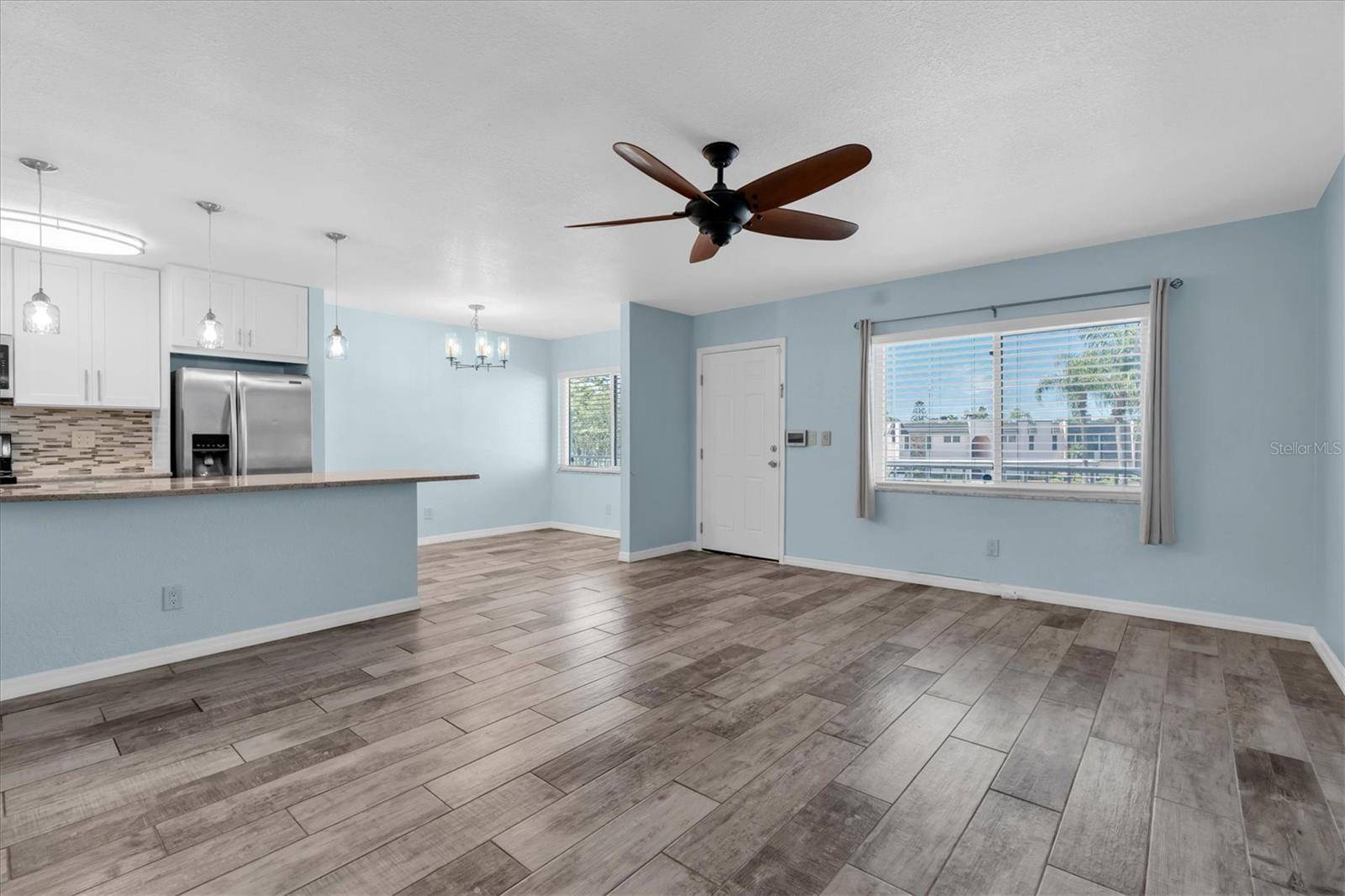 8039 GARDEN DR #209, Seminole, FL 33772