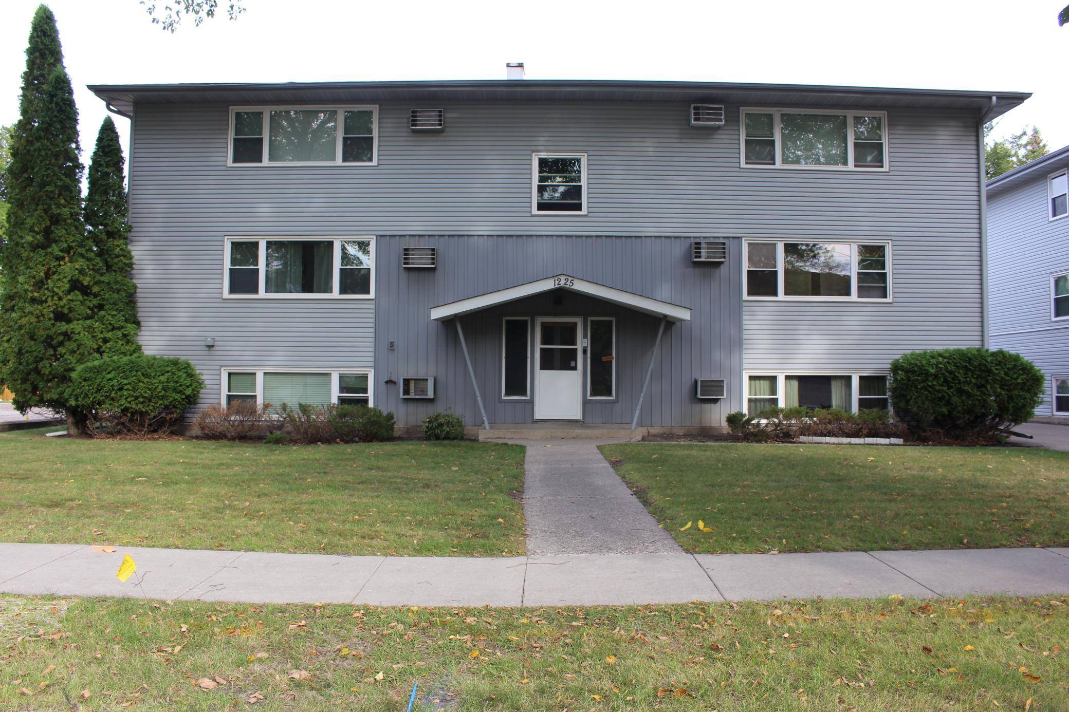 1225 10th ST N, Fargo, ND 58102