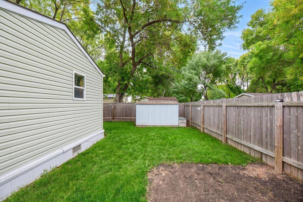 1324 Sandstone DR, West Fargo, ND 58078