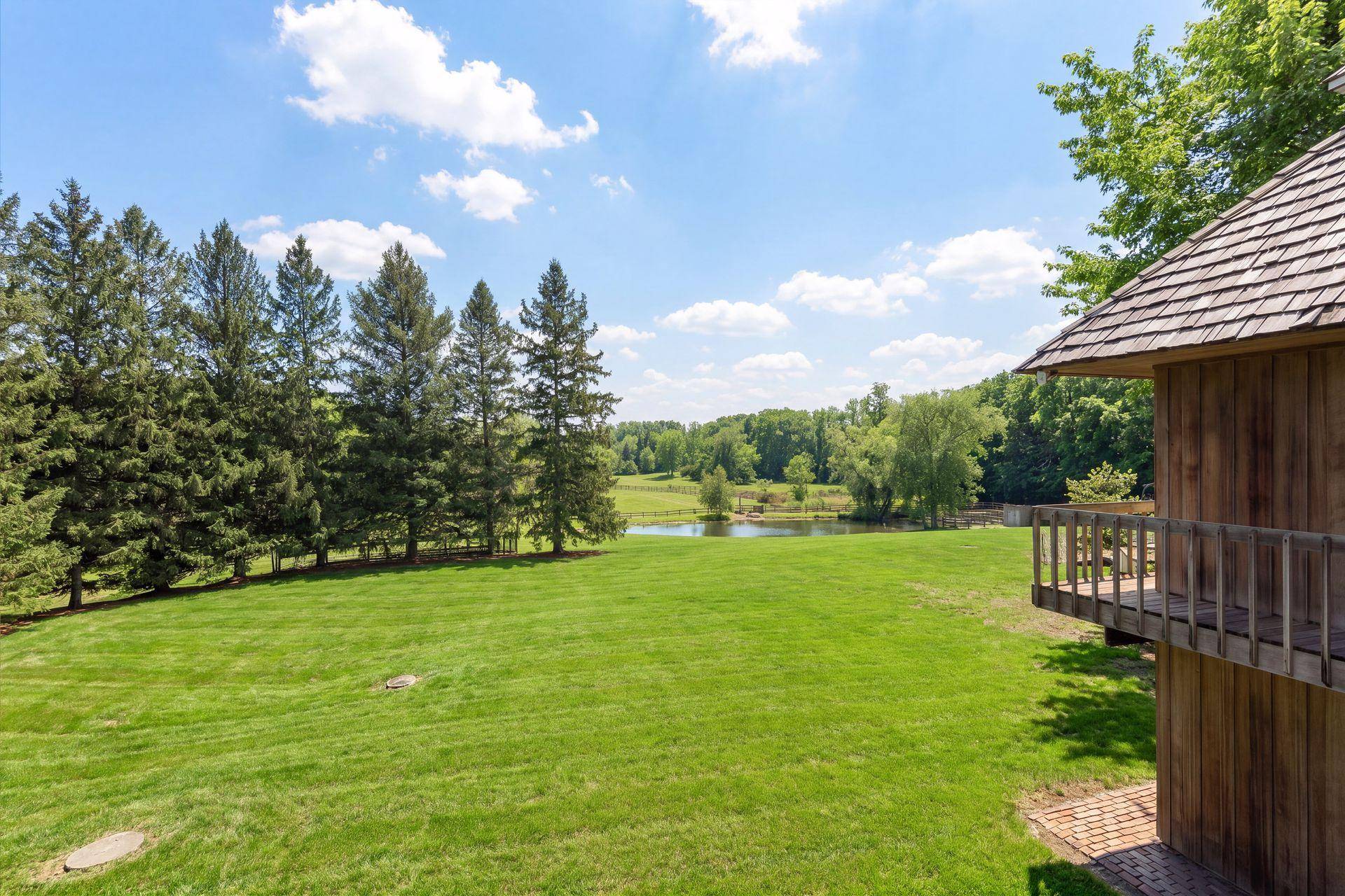 2495 Willow DR, Medina, MN 55340