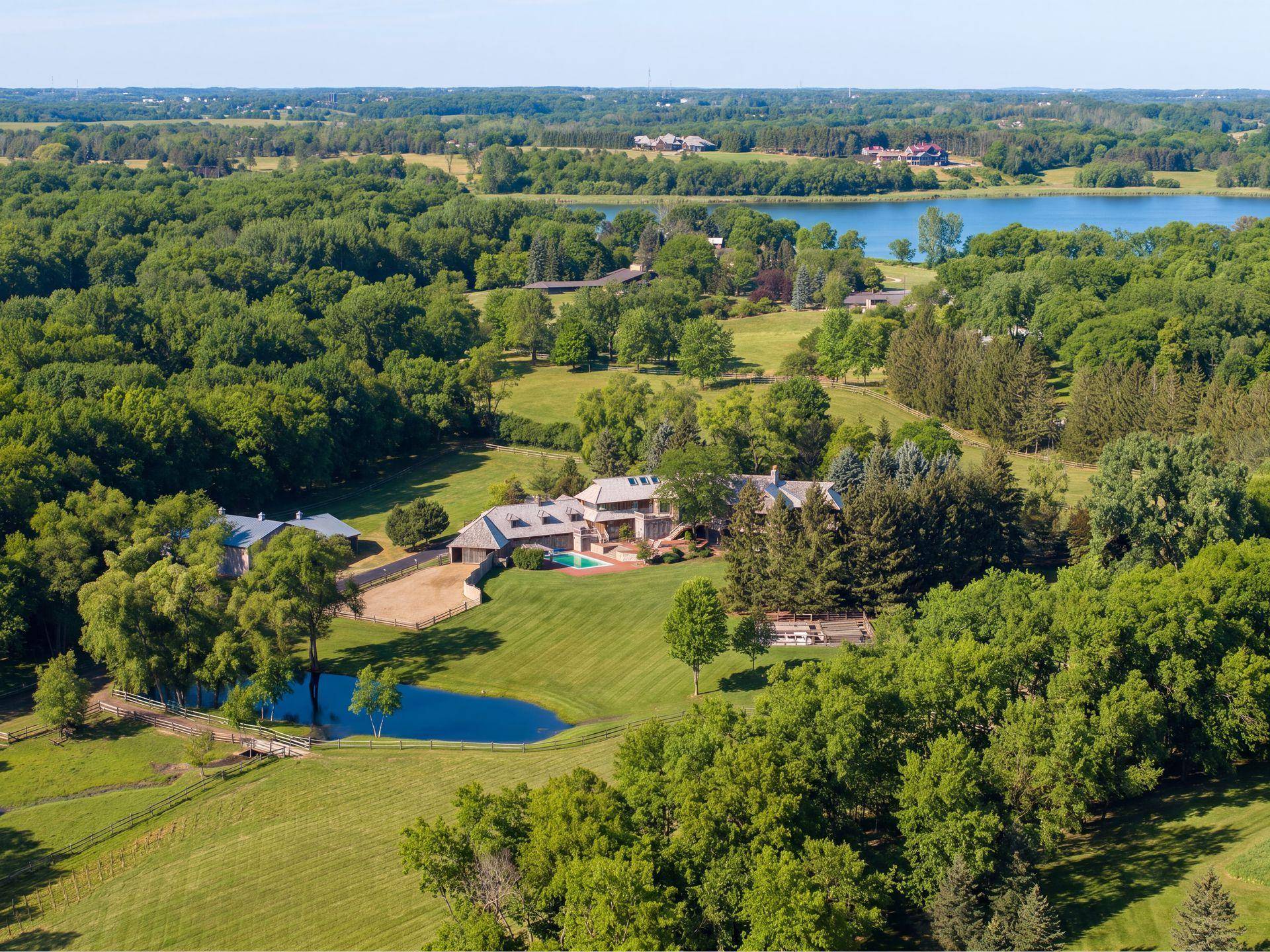 2495 Willow DR, Medina, MN 55340