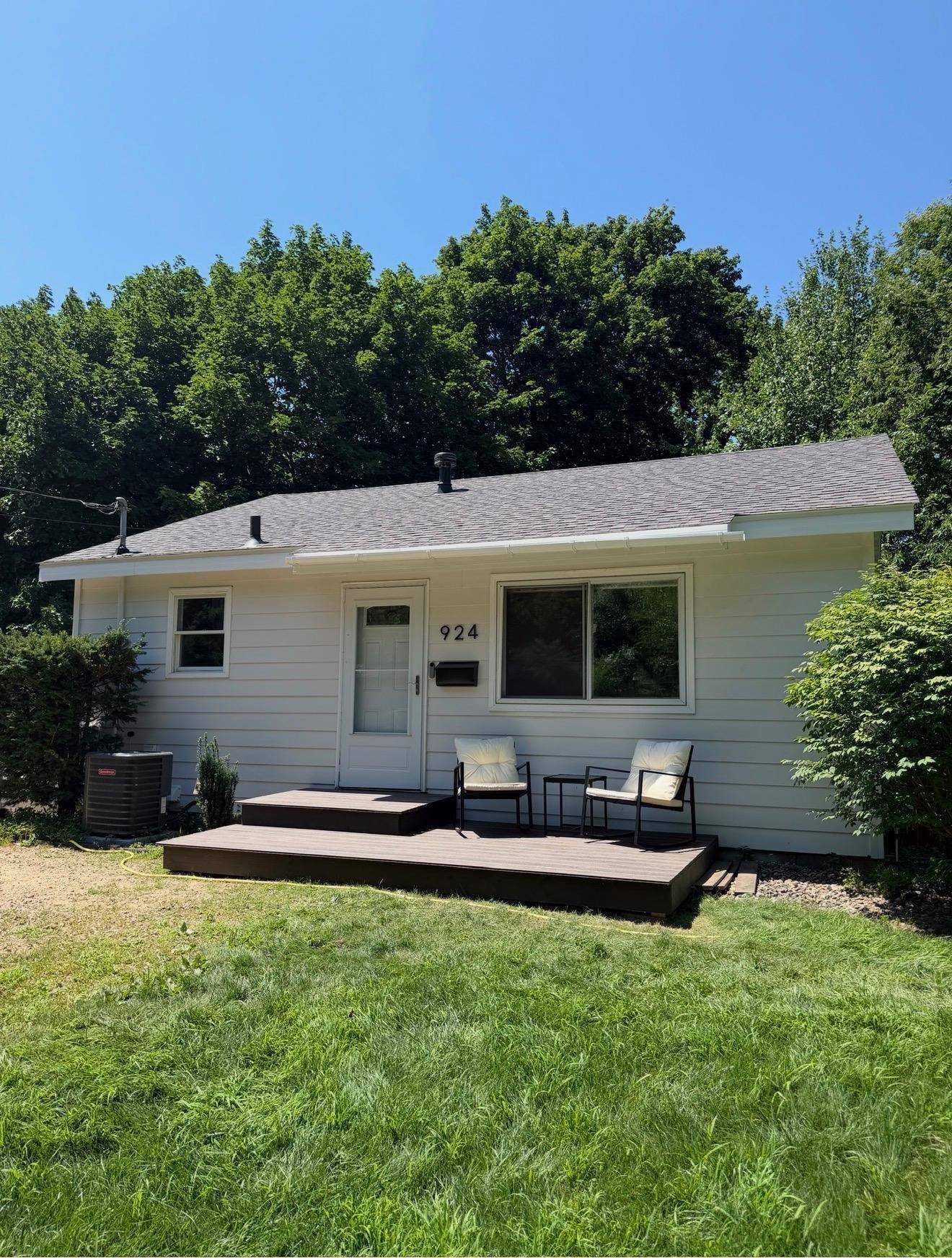 924 Vine ST, Hudson, WI 54016