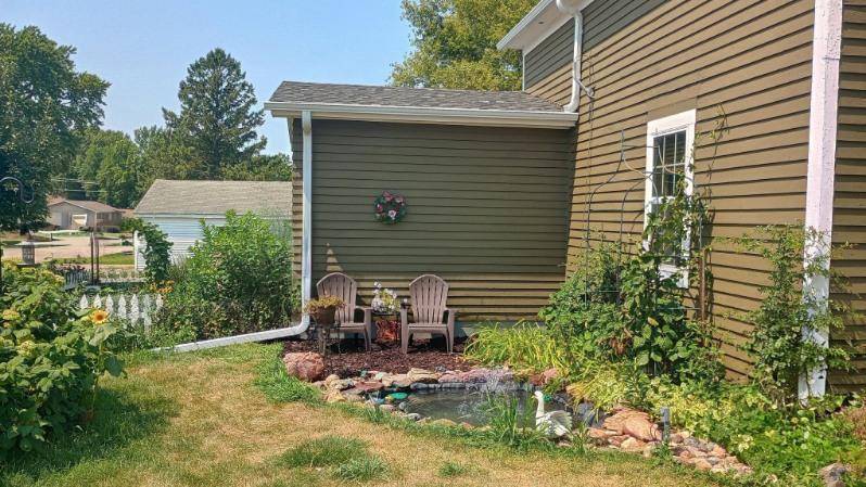 210 Snure ST, Lakefield, MN 56150