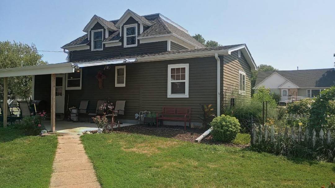 210 Snure ST, Lakefield, MN 56150