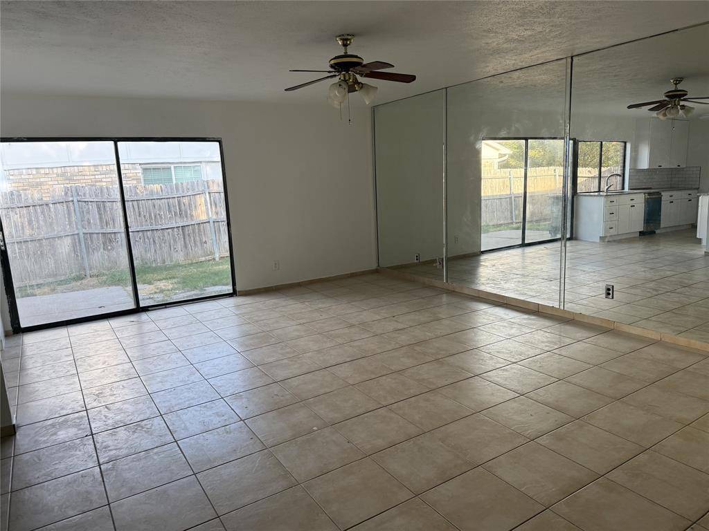 11634 Featherbrook Drive, Dallas, TX 75228