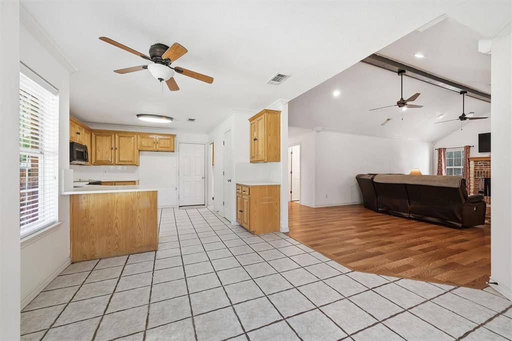 173 Graves Circle, Pottsboro, TX 75076