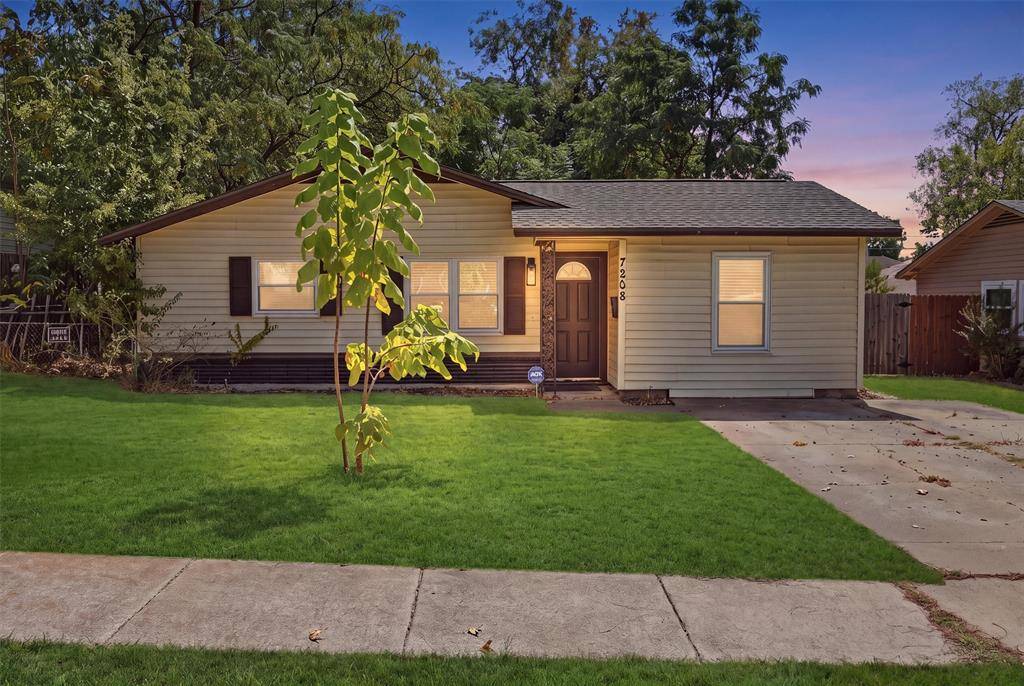 7208 Van Natta Lane, Fort Worth, TX 76112