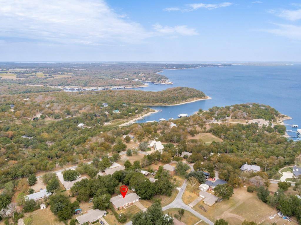 87 Micajah Davis Lane, Denison, TX 75020