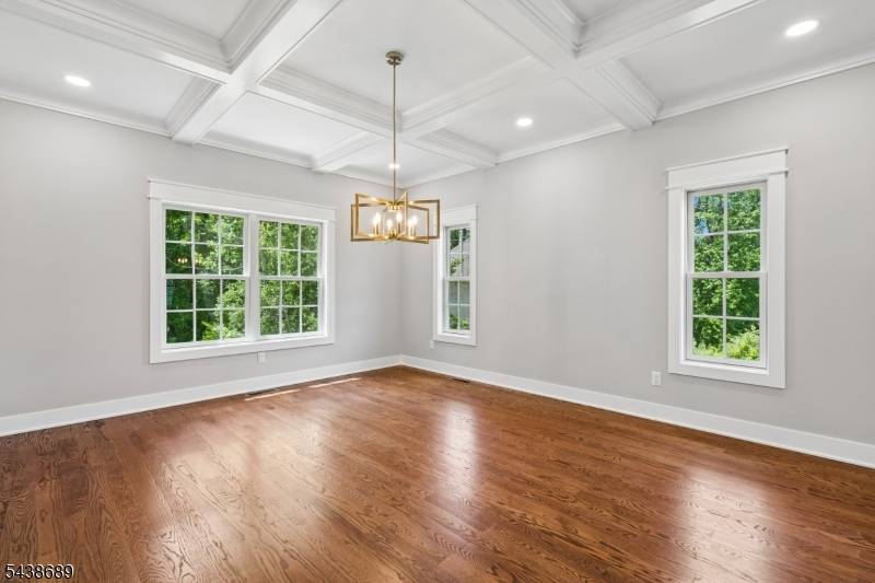 1 Lourdes Ct, Andover Twp., NJ 07860