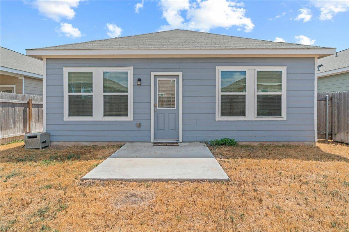 115 Bluegill DR, Hutto, TX 78634
