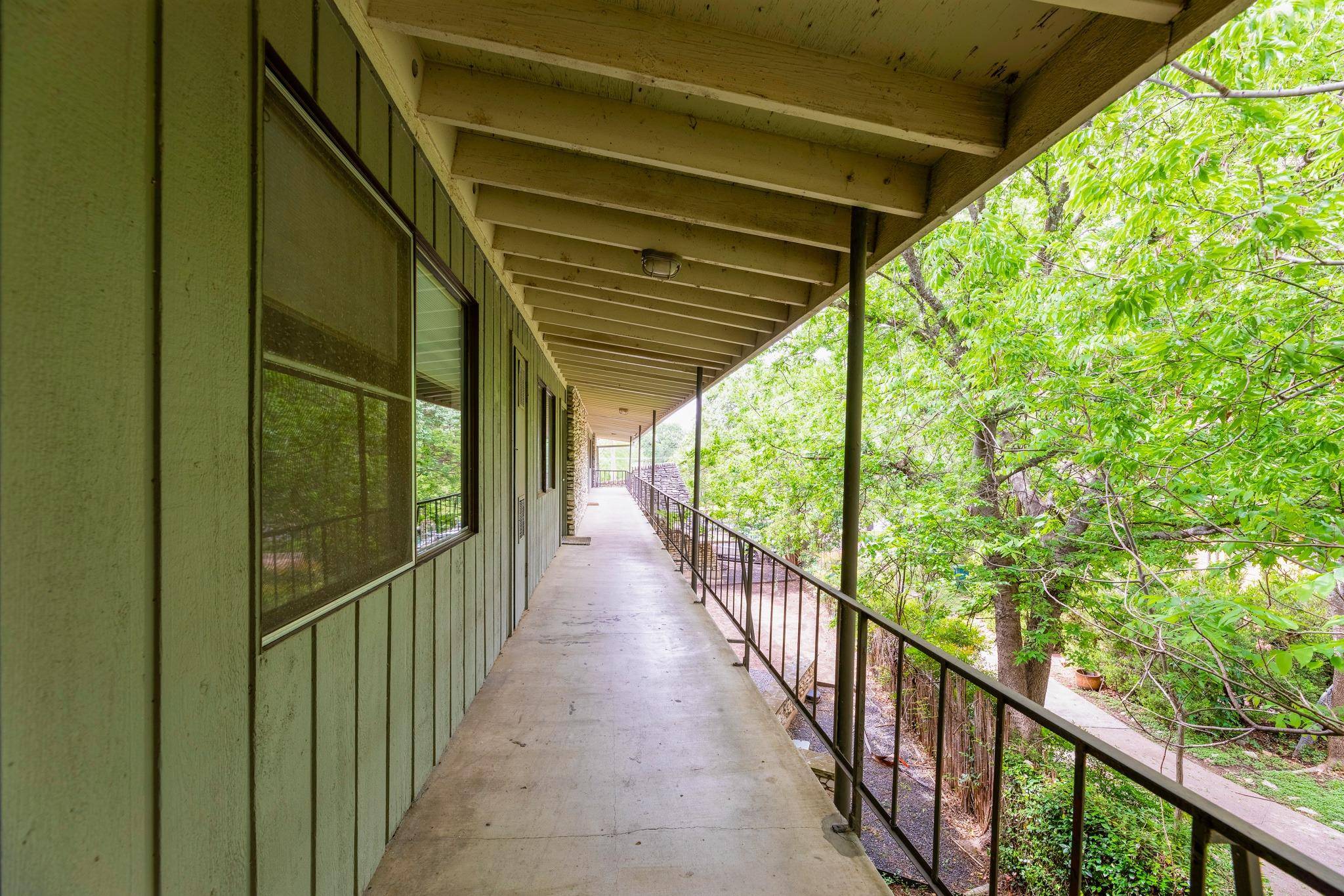2308 Enfield RD #204, Austin, TX 78703