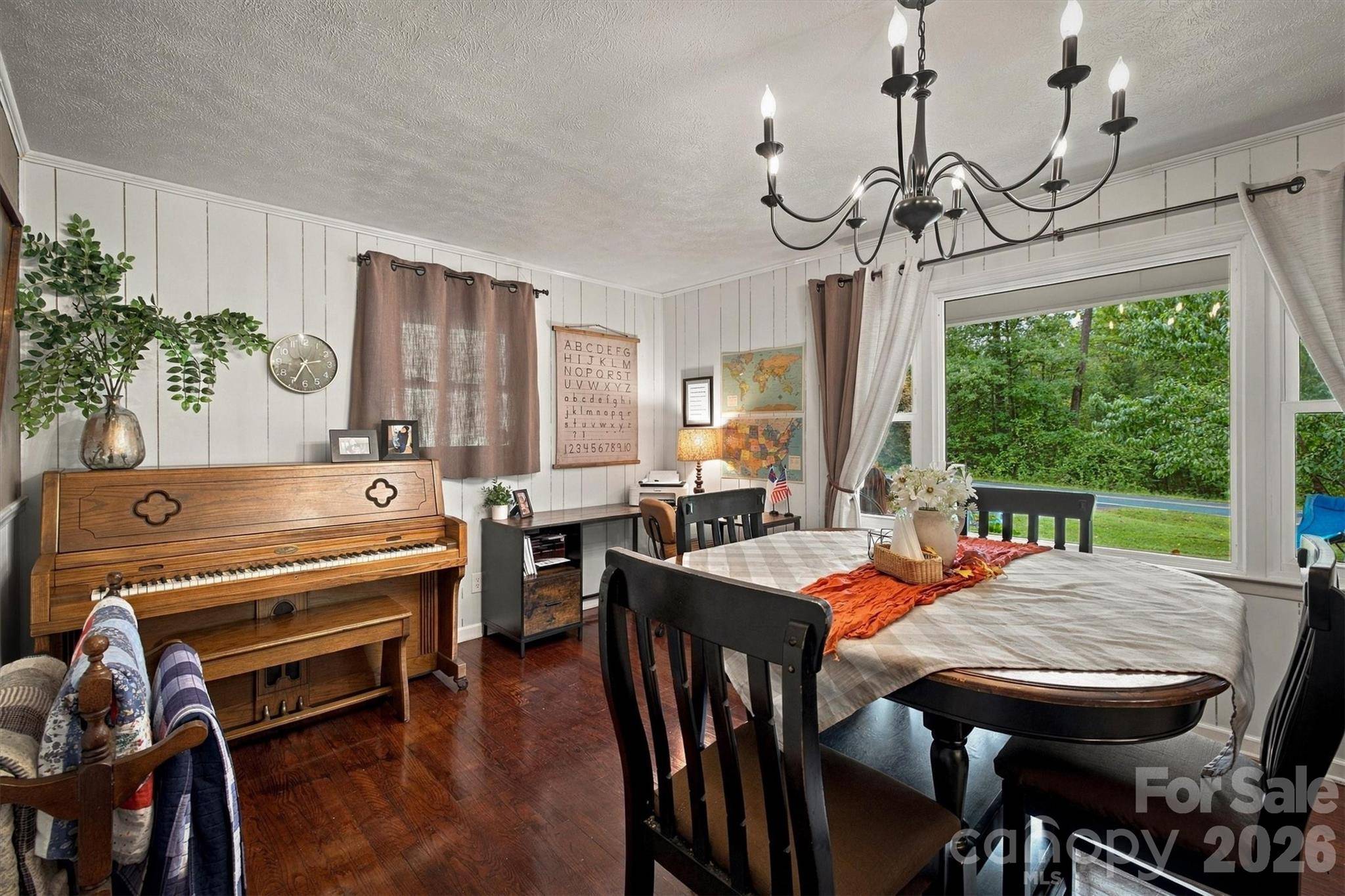 4753 Calico RD, Lenoir, NC 28645