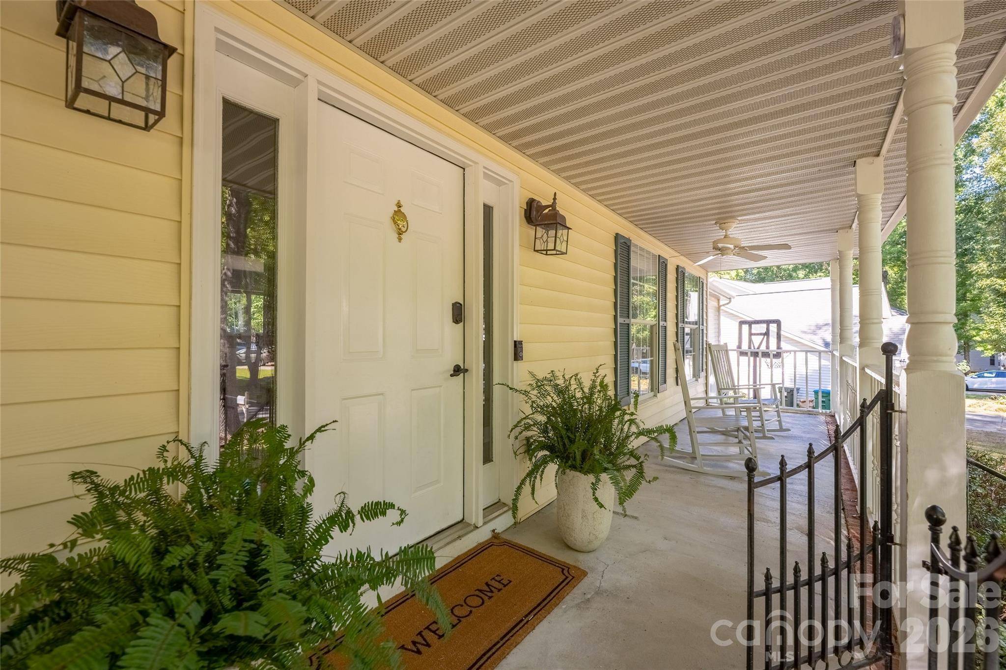 2620 Willowdale LN, Matthews, NC 28105