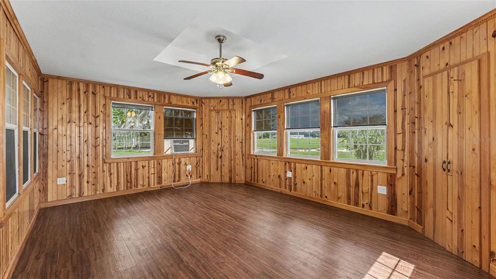 6250 GREEN POND RD, Polk City, FL 33868