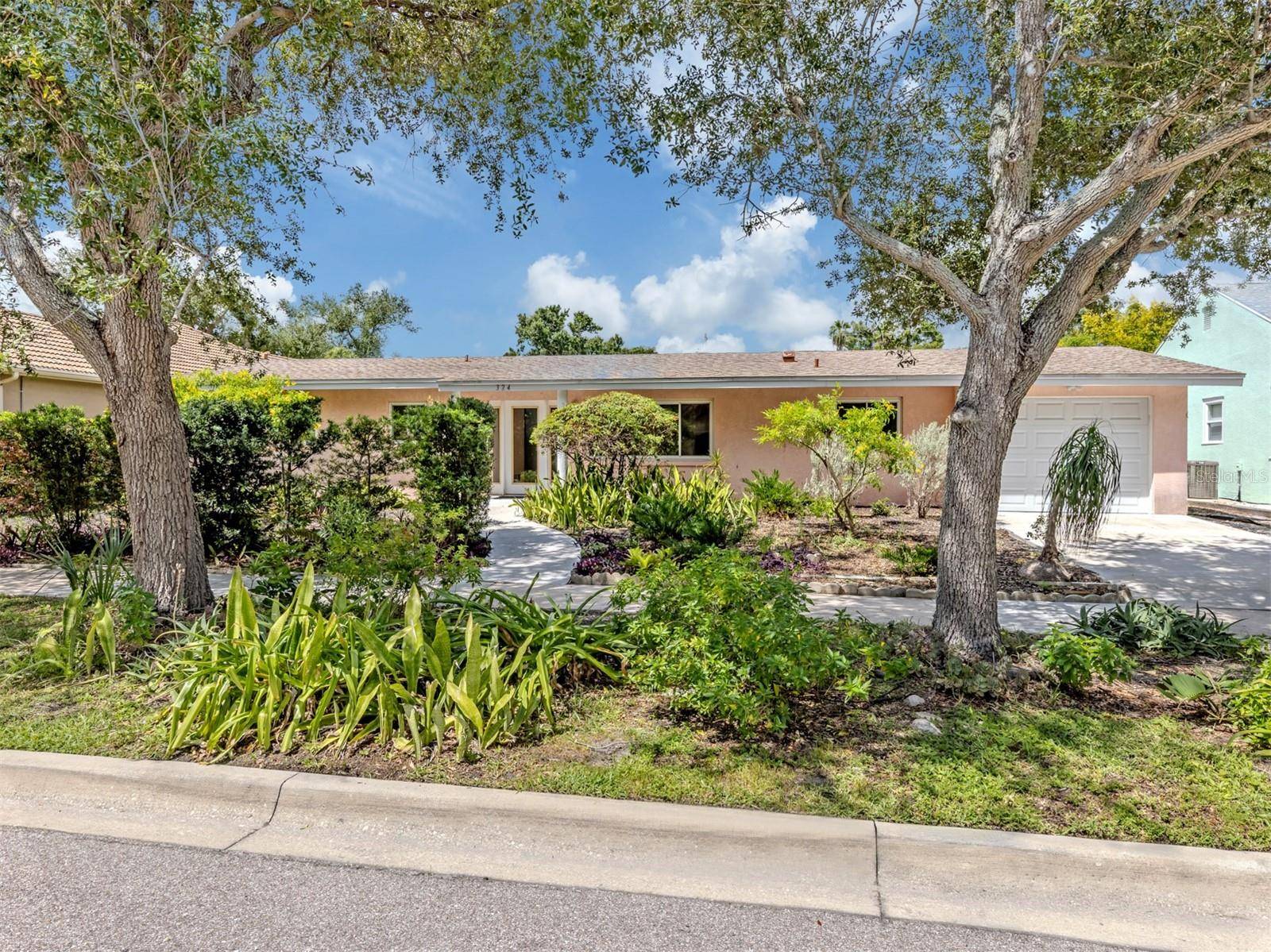324 PONCE DE LEON AVE, Venice, FL 34285