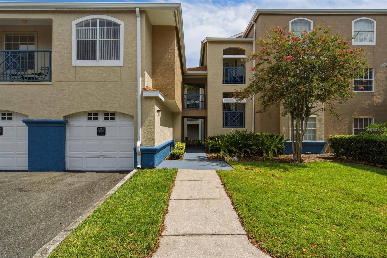 7300 WESTPOINTE BLVD #725, Orlando, FL 32835