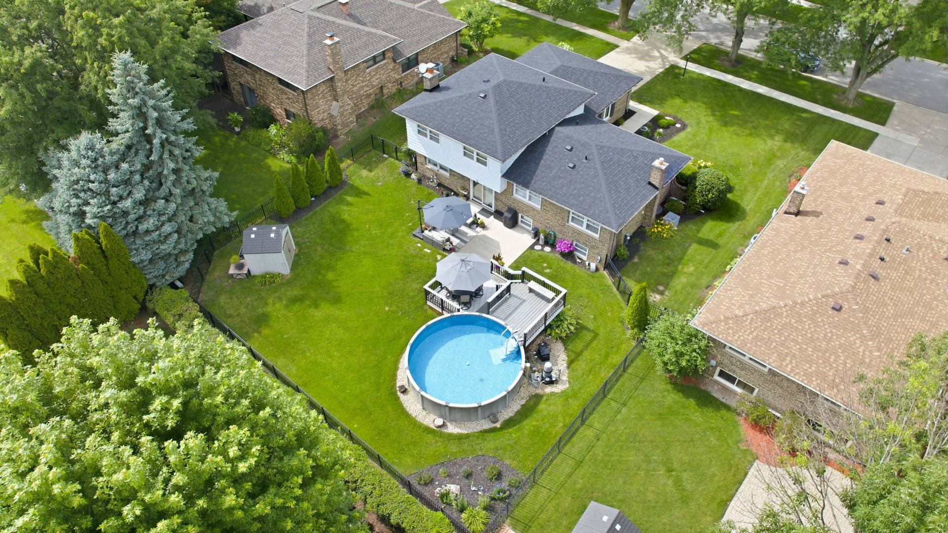 3313 Pitcher DR, Darien, IL 60561