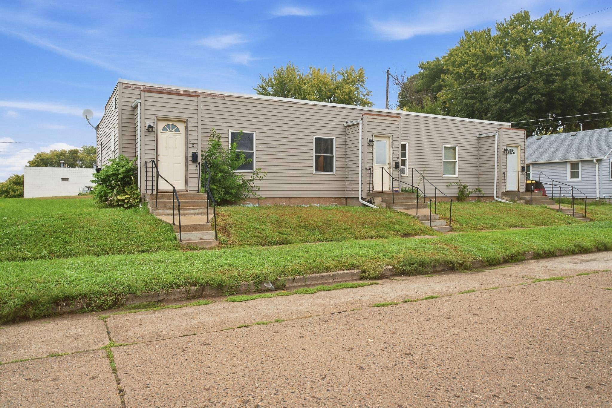407 E 6th ST, Fairmont, MN 56031