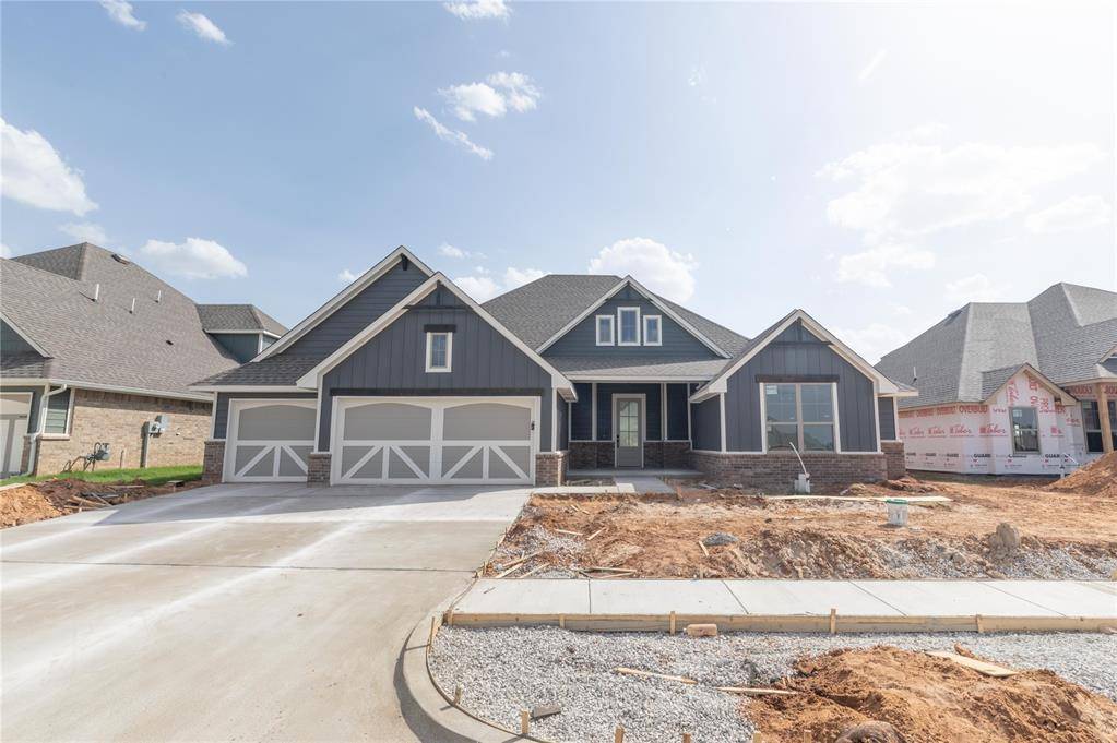 824 Peony PL, Edmond, OK 73034