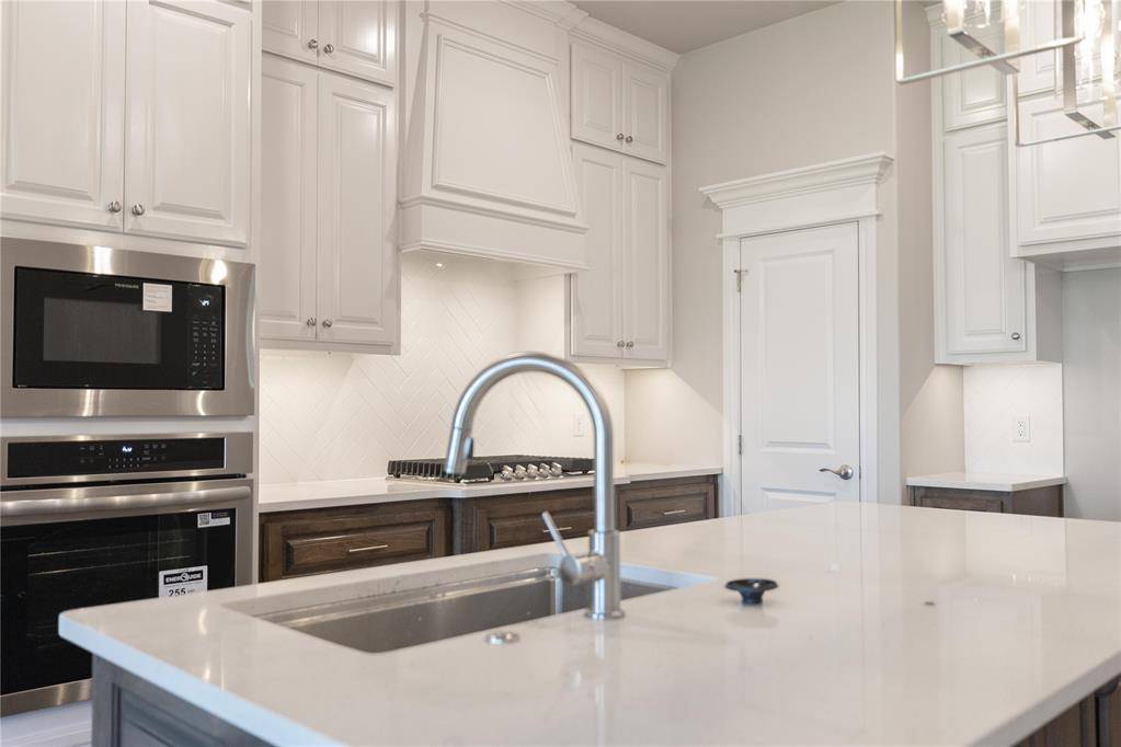 11724 Narrow WAY, Guthrie, OK 73044