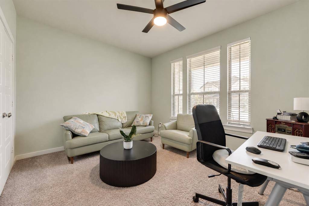 433 Leopold Trail, Waxahachie, TX 75165
