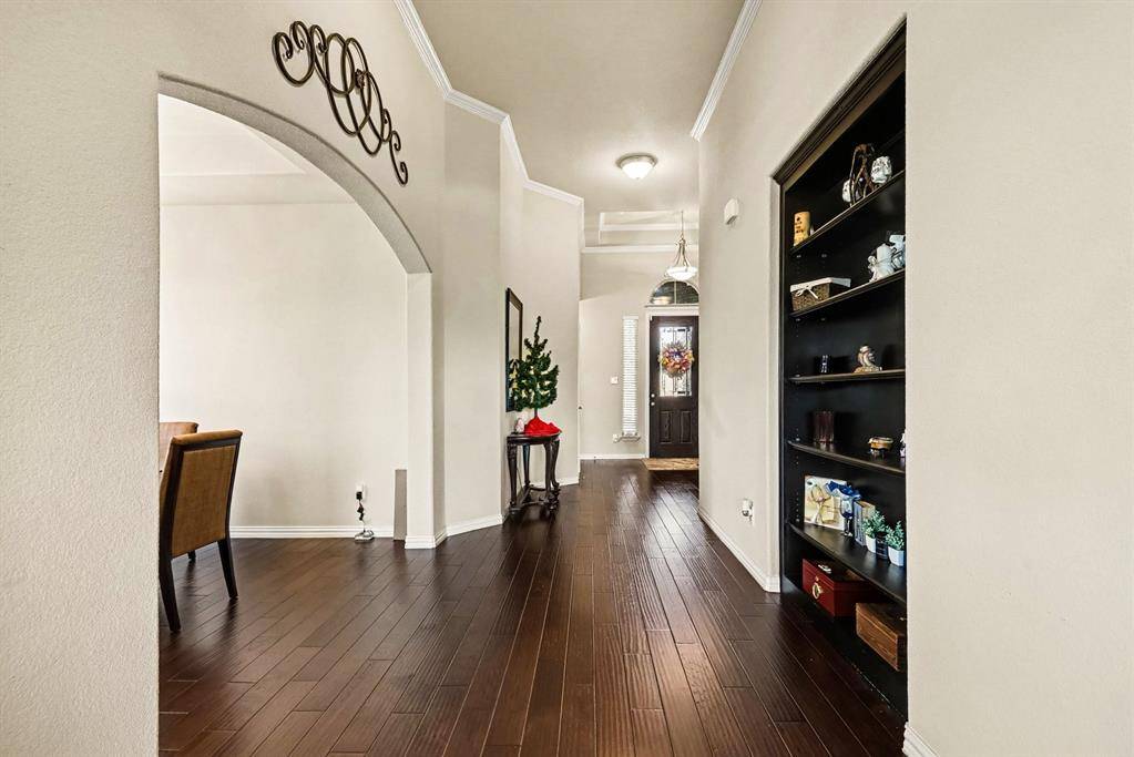 6825 San Antonio Drive, Fort Worth, TX 76131