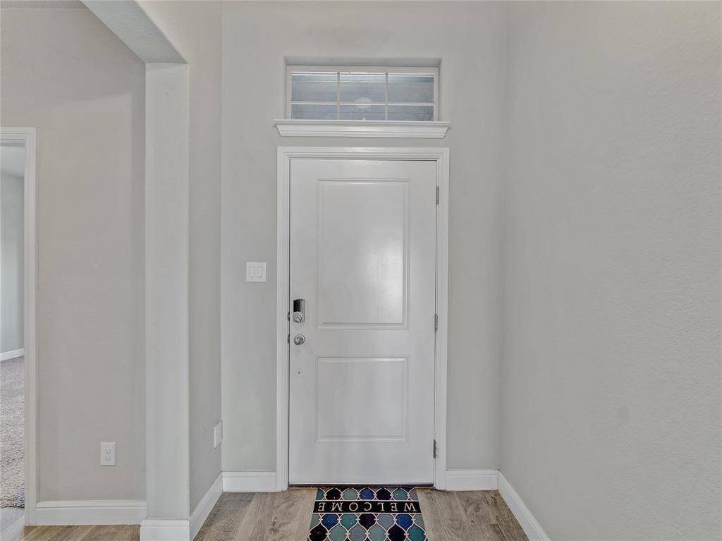 15816 Farringdon Street, Fort Worth, TX 76247