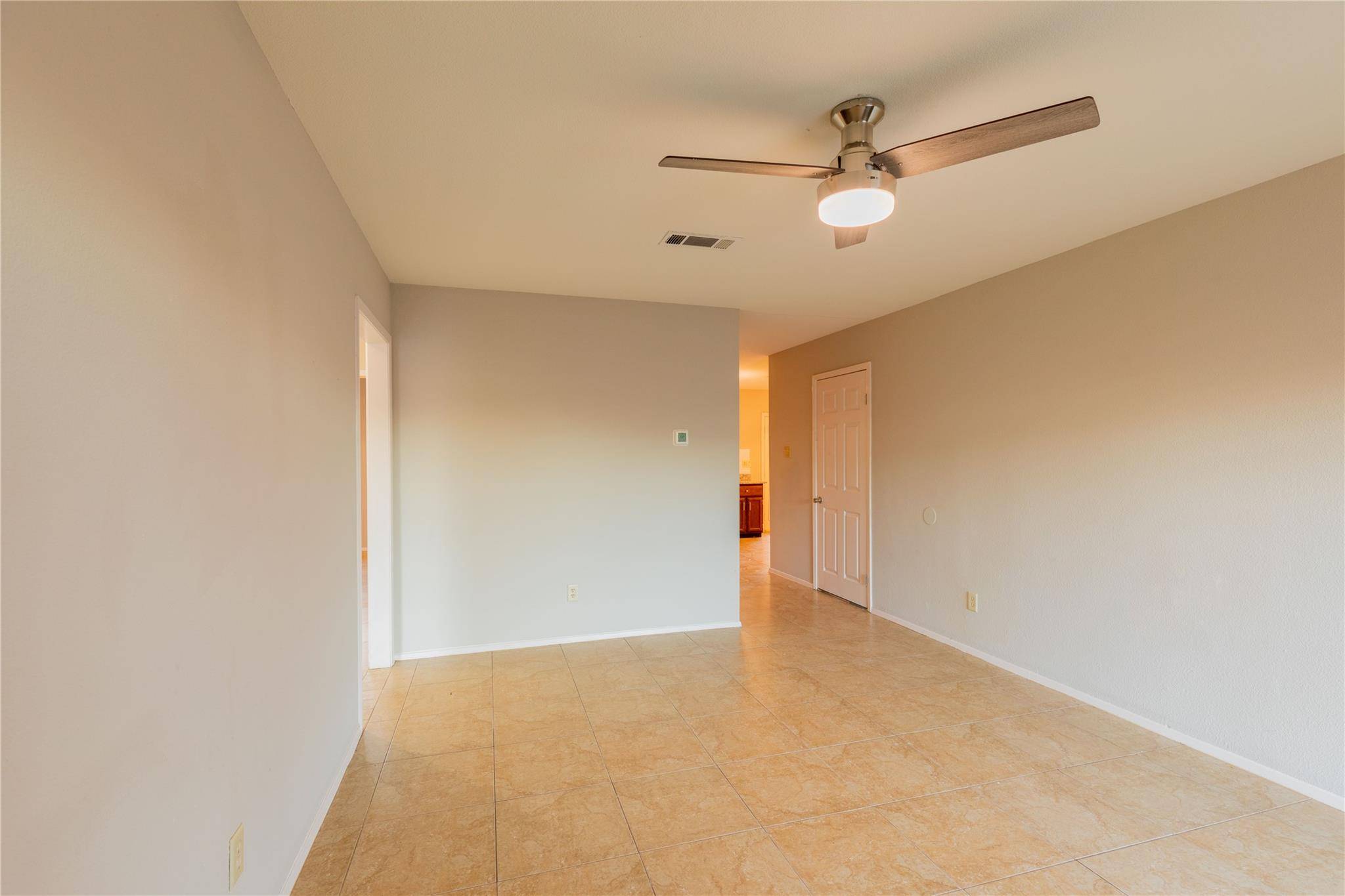2003 Castle Gate CIR, San Marcos, TX 78666