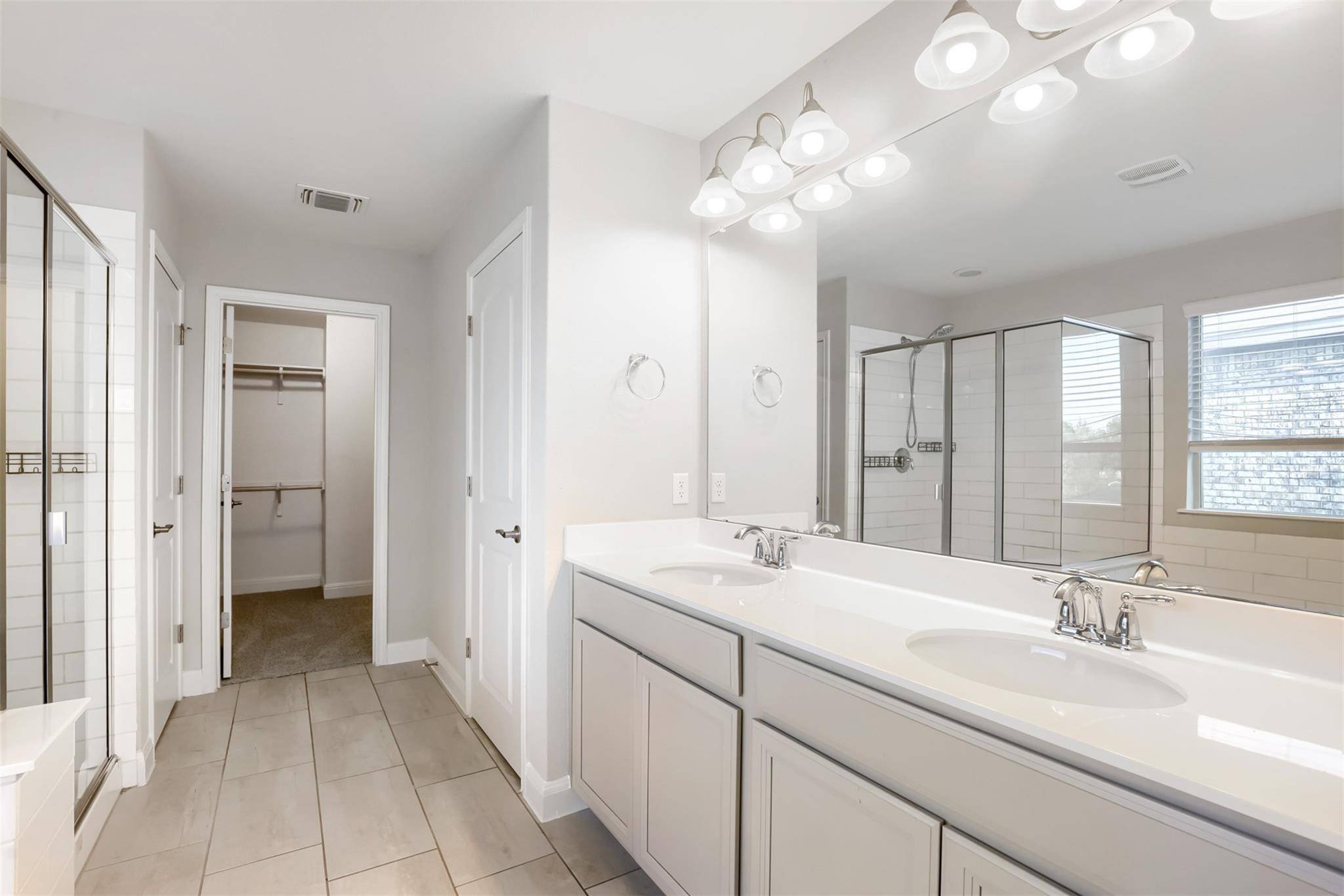 1051 Kenney Fort XING #49, Round Rock, TX 78665
