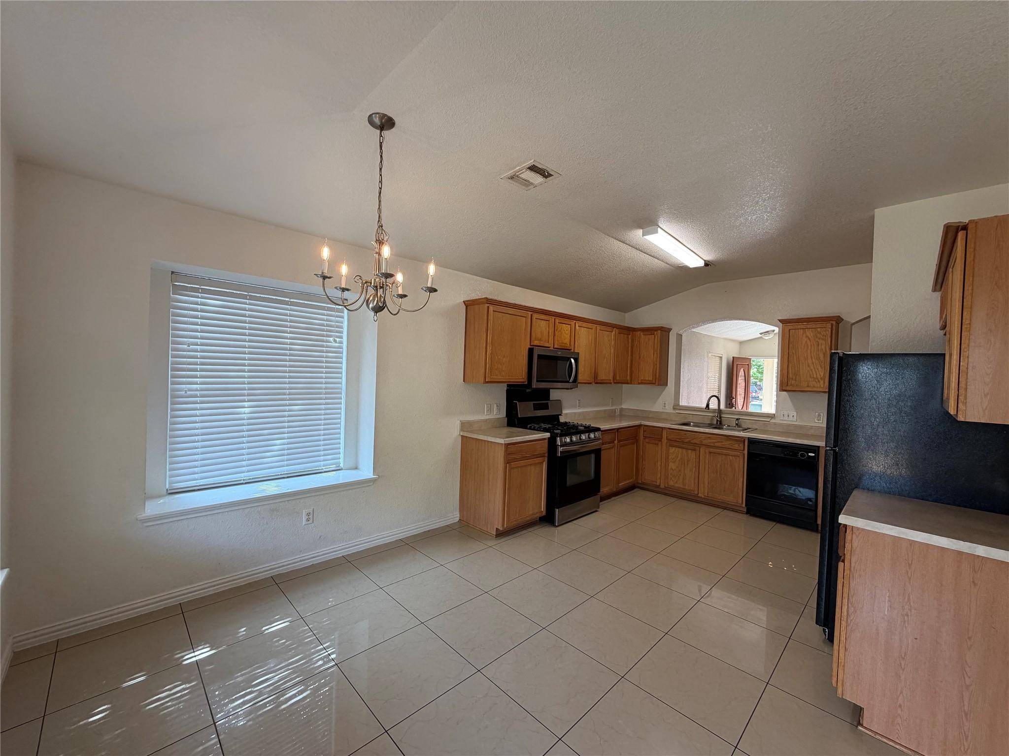 1617 Tea Leaf DR, Pflugerville, TX 78660