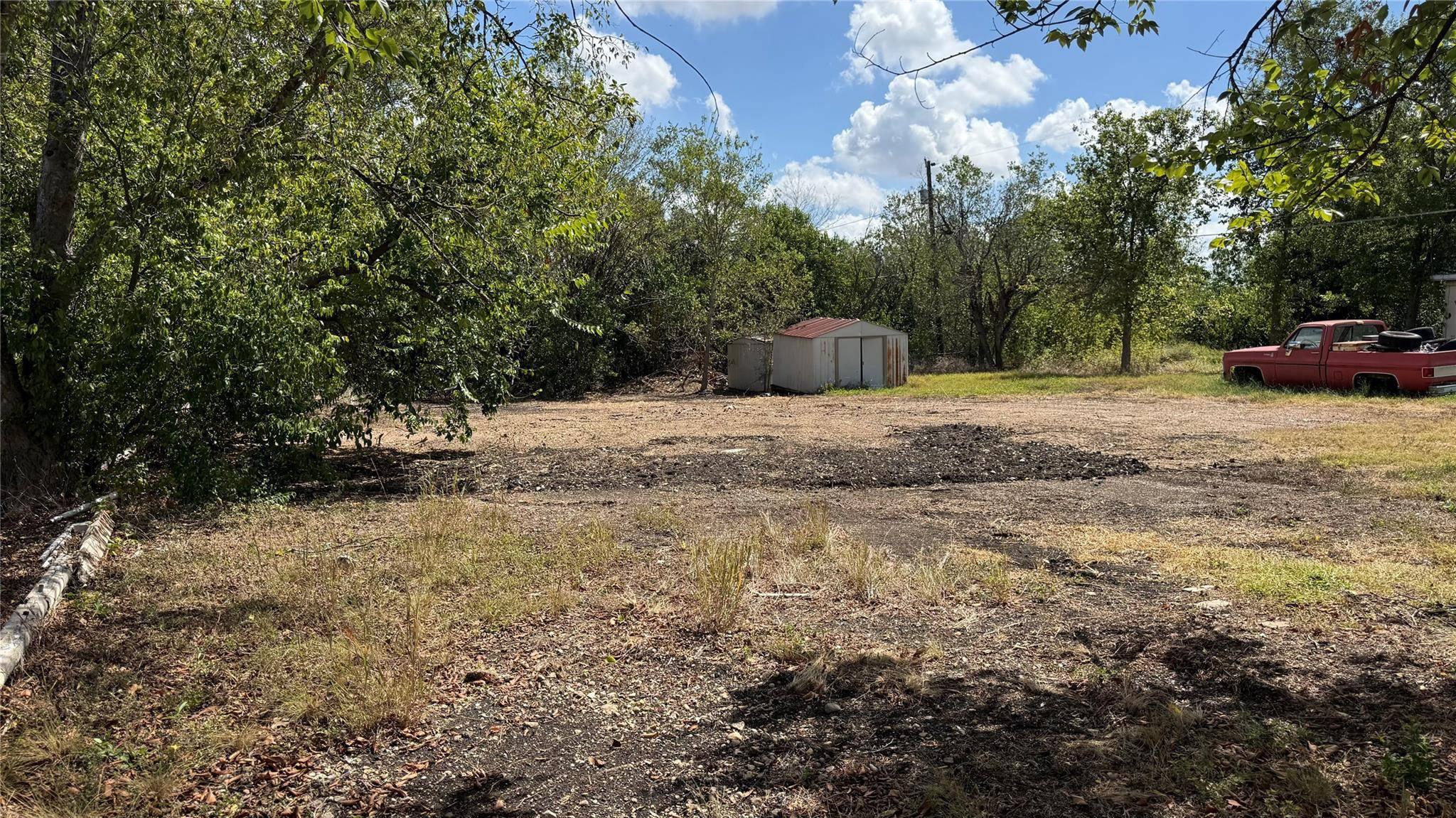 602 Burkett ST, Taylor, TX 76574