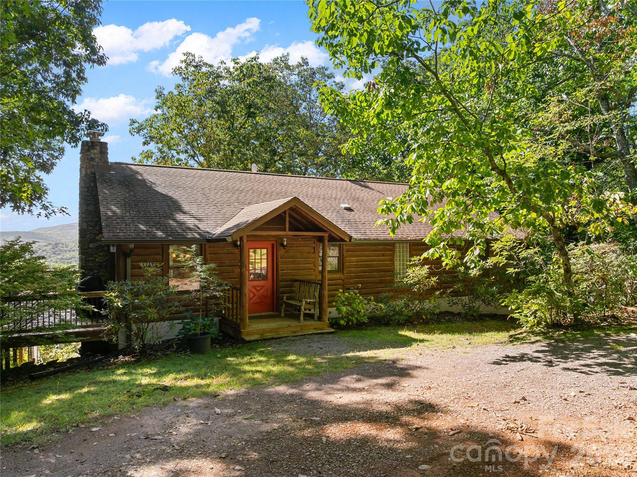 26 Burnt Ridge TRL, Black Mountain, NC 28711