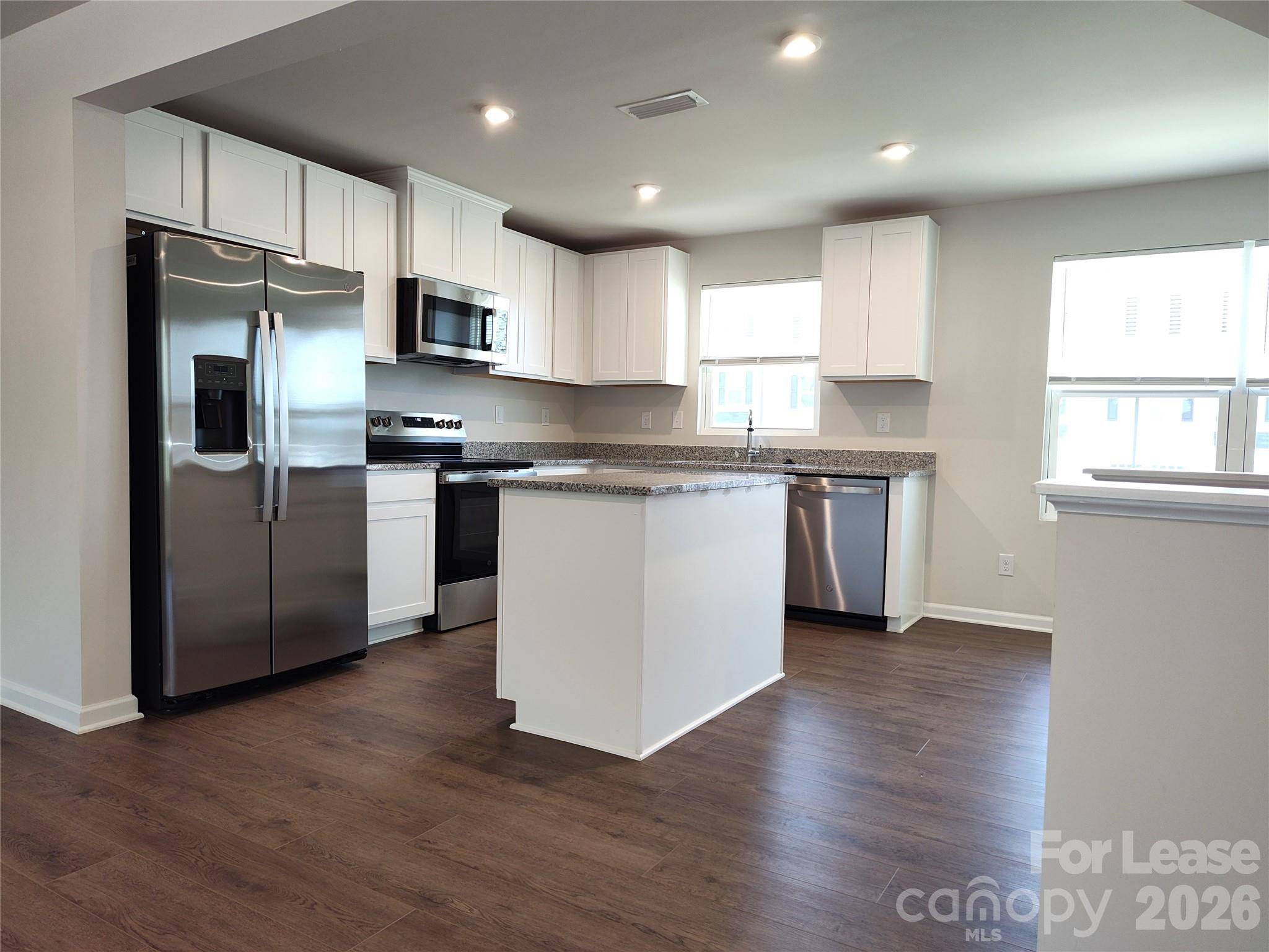 5850 Granbury DR, Kannapolis, NC 28081