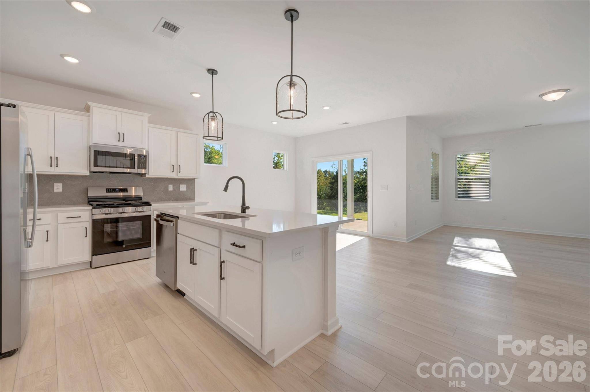 1554 Kate Cecil WAY, York, SC 29745