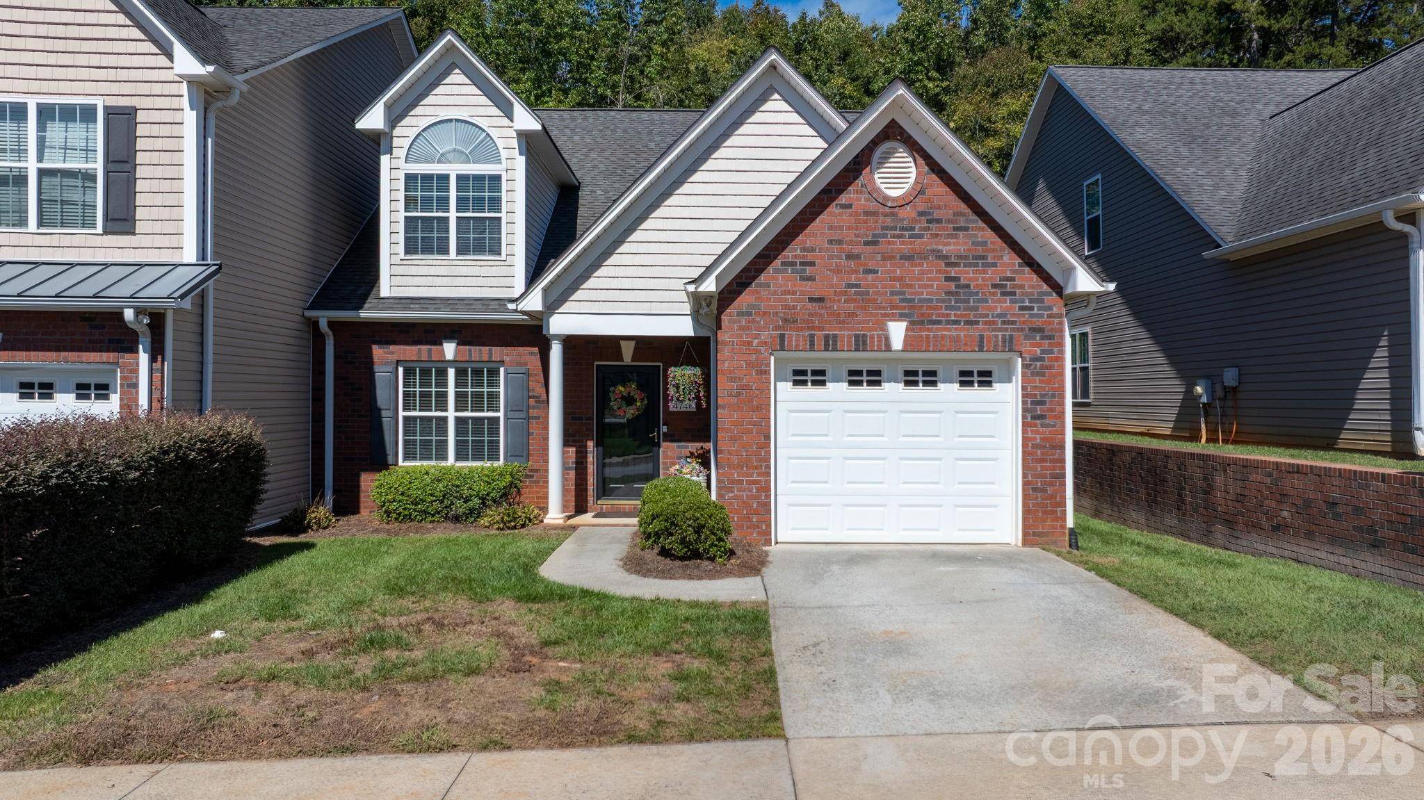 4746 Braxton Gate LN #8, Hickory, NC 28602