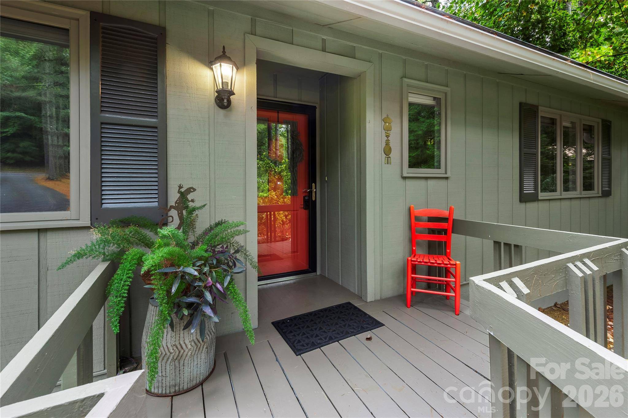 109 Middle Connestee TRL, Brevard, NC 28712