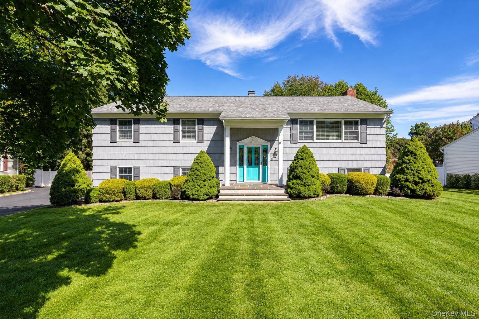 518 Manchester RD, Yorktown Heights, NY 10598