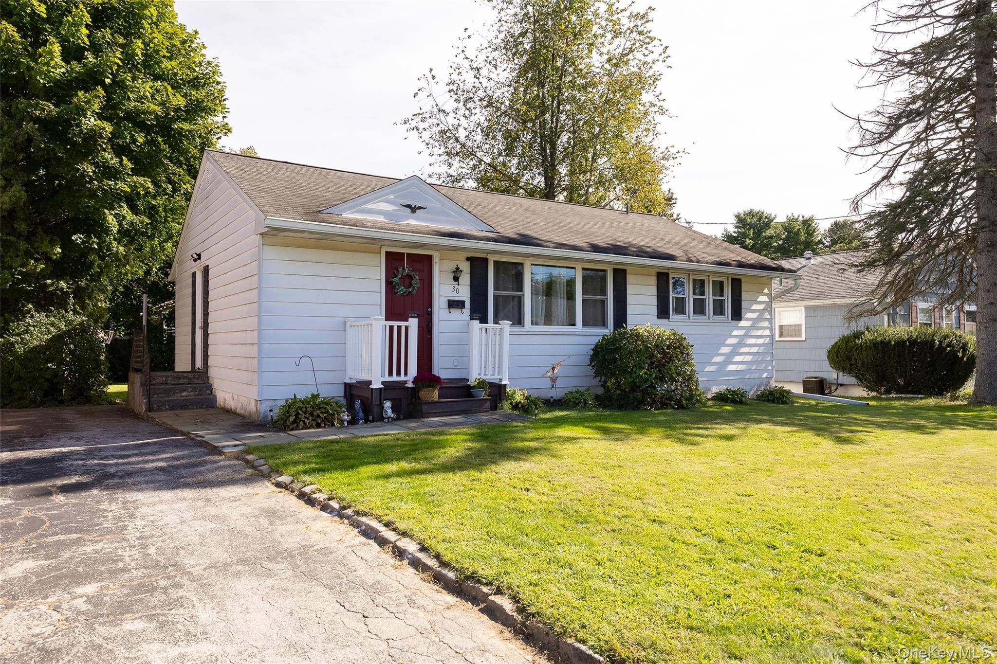 30 Flemming DR, Newburgh, NY 12550