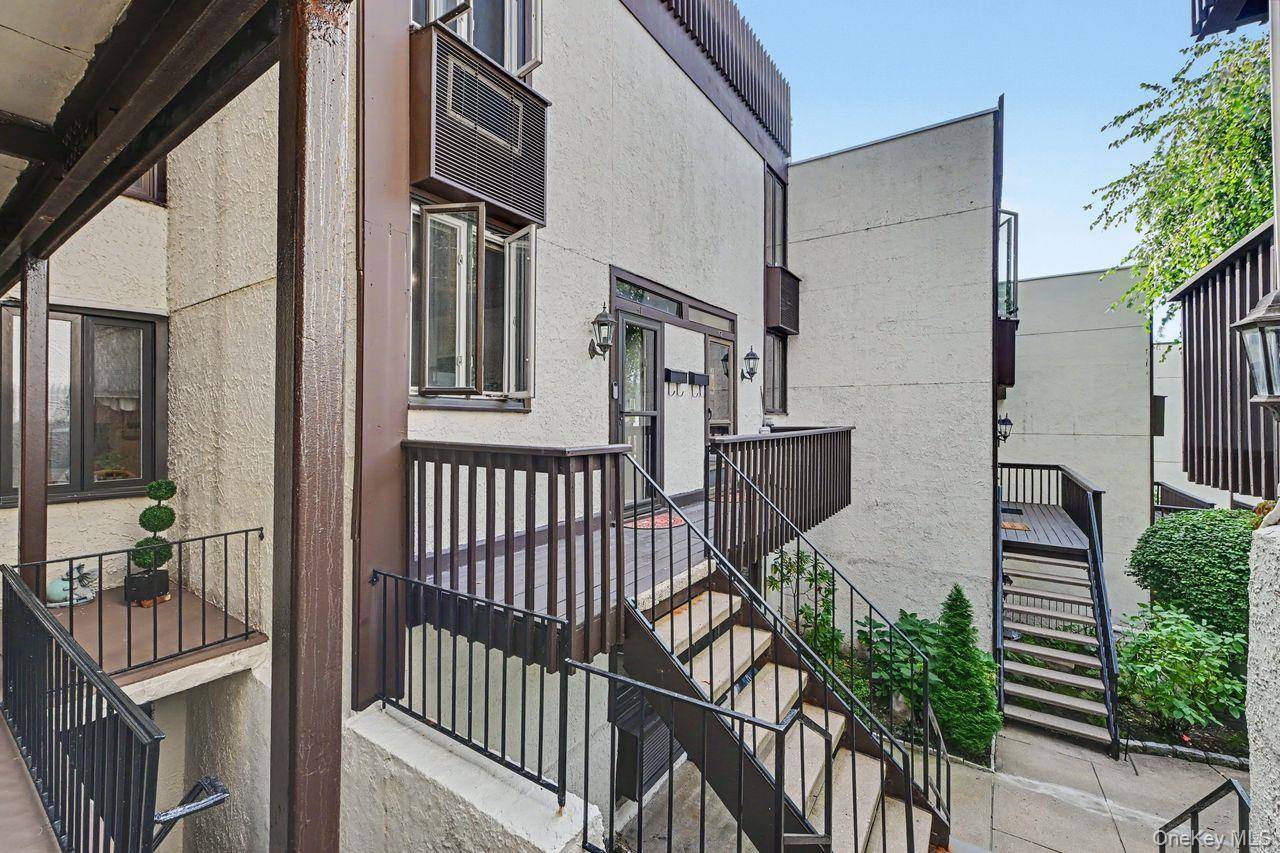 1200 Warburton AVE #41, Yonkers, NY 10701