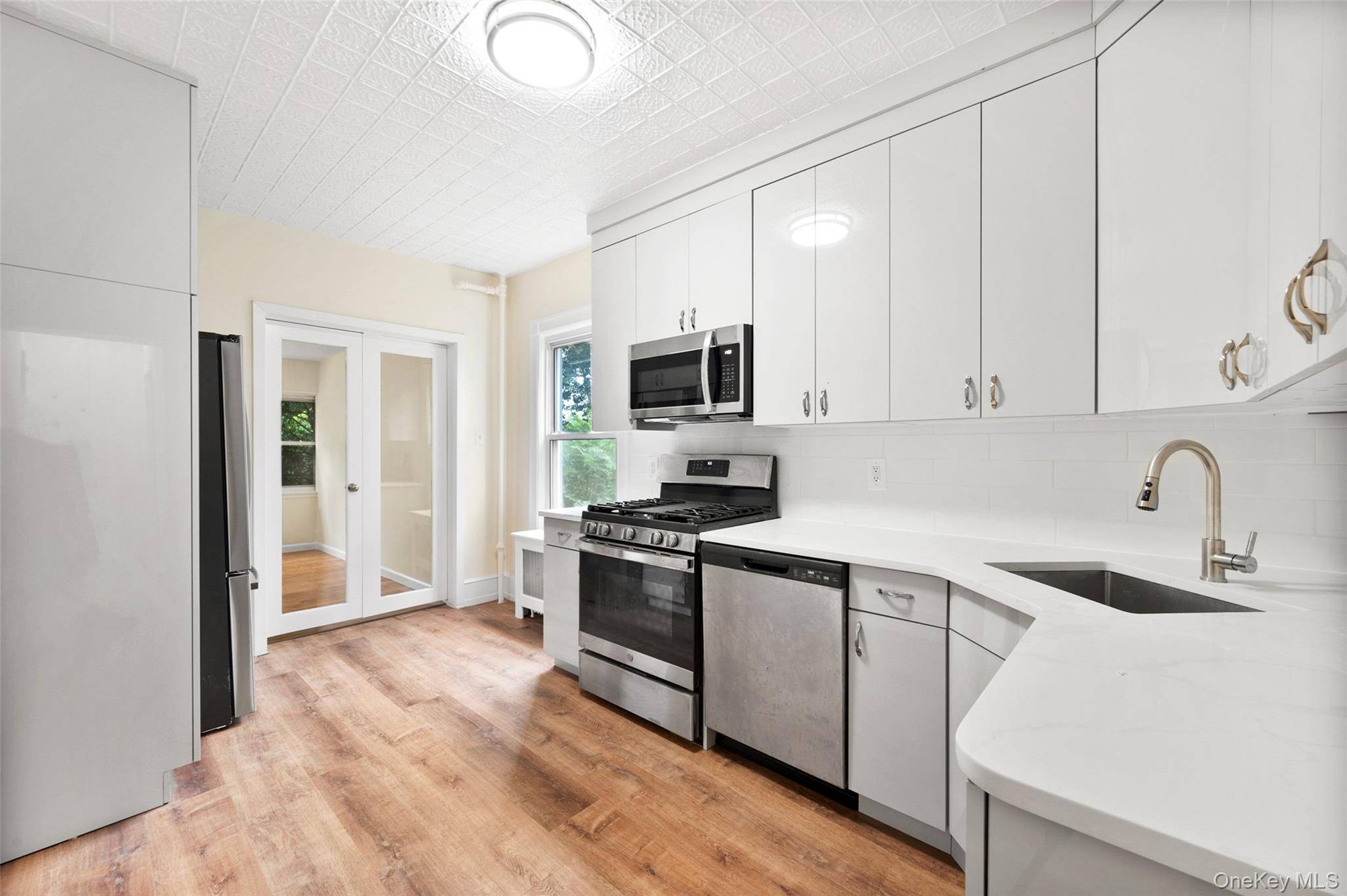 91 Parkway RD #G-1, Bronxville, NY 10708