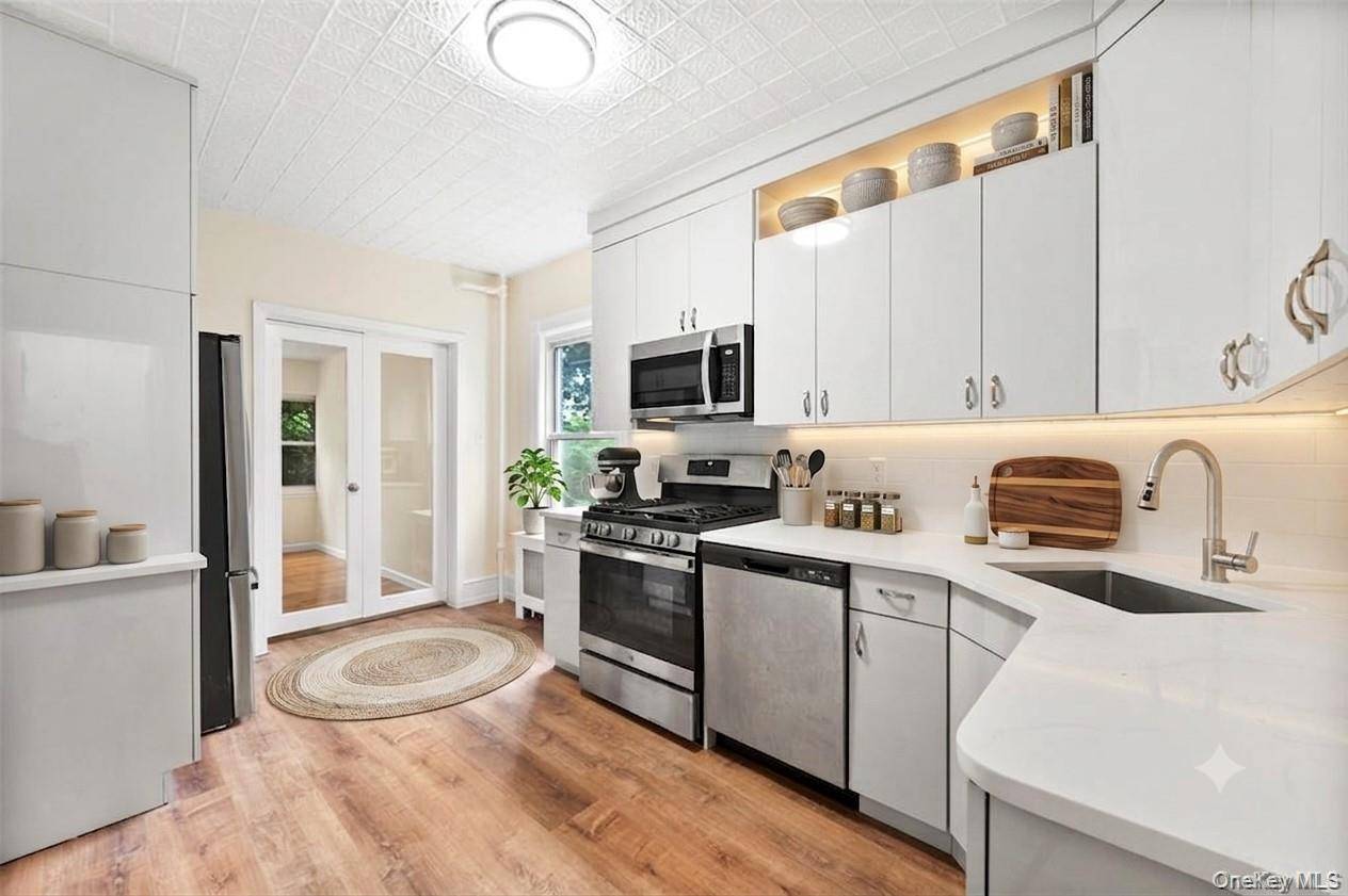 91 Parkway RD #G-1, Bronxville, NY 10708