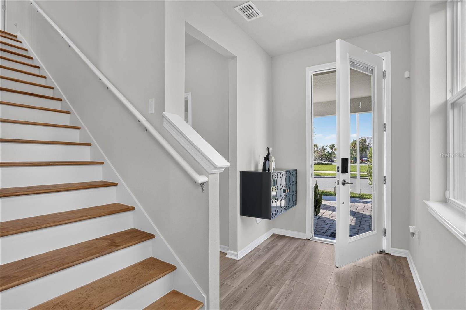 10233 FOLLY BEACH RD, Orlando, FL 32827