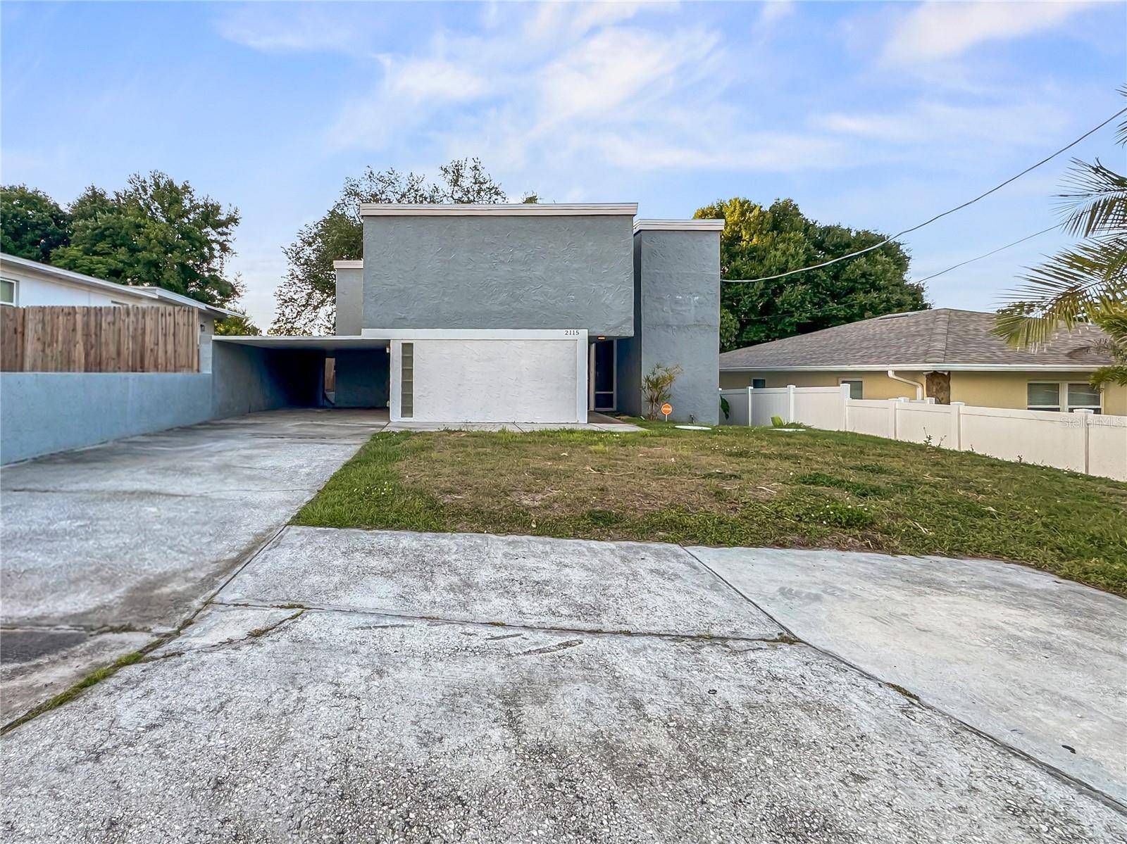 2115 W IVY ST, Tampa, FL 33607