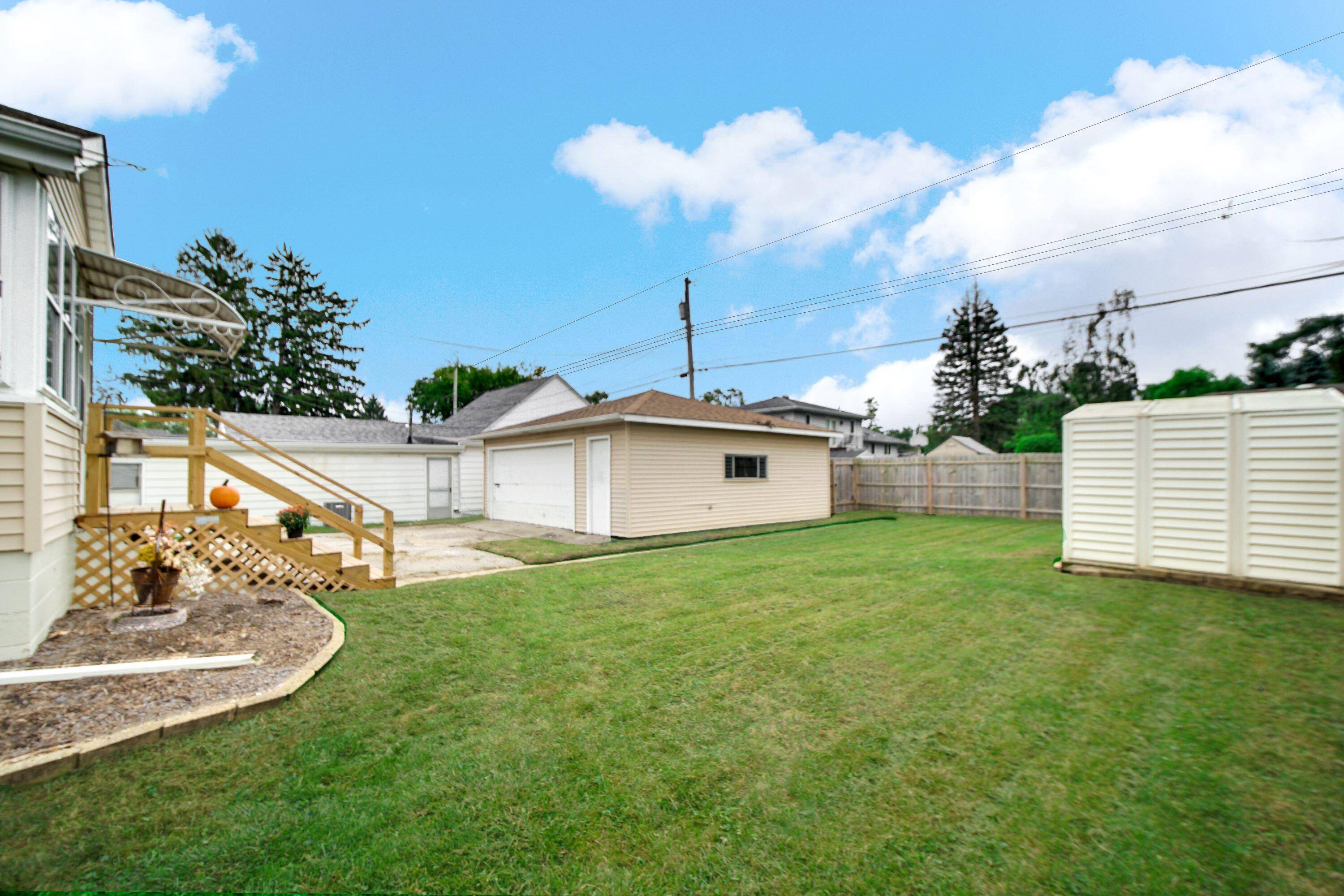 3446 Highway Avenue, Highland, IN 46322