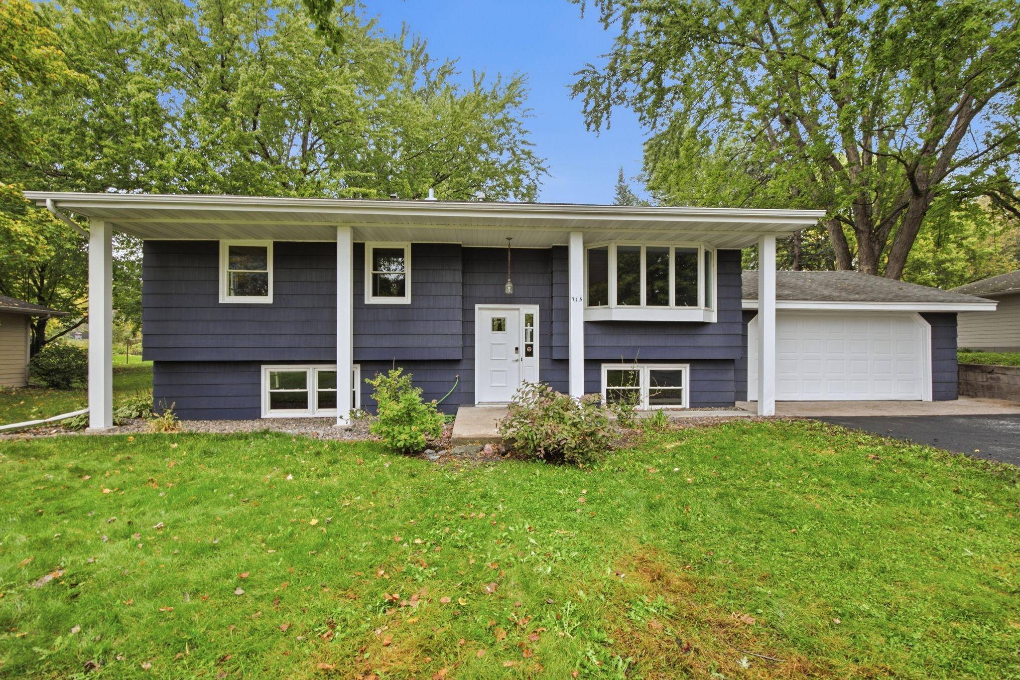 715 8th ST NW, Buffalo, MN 55313