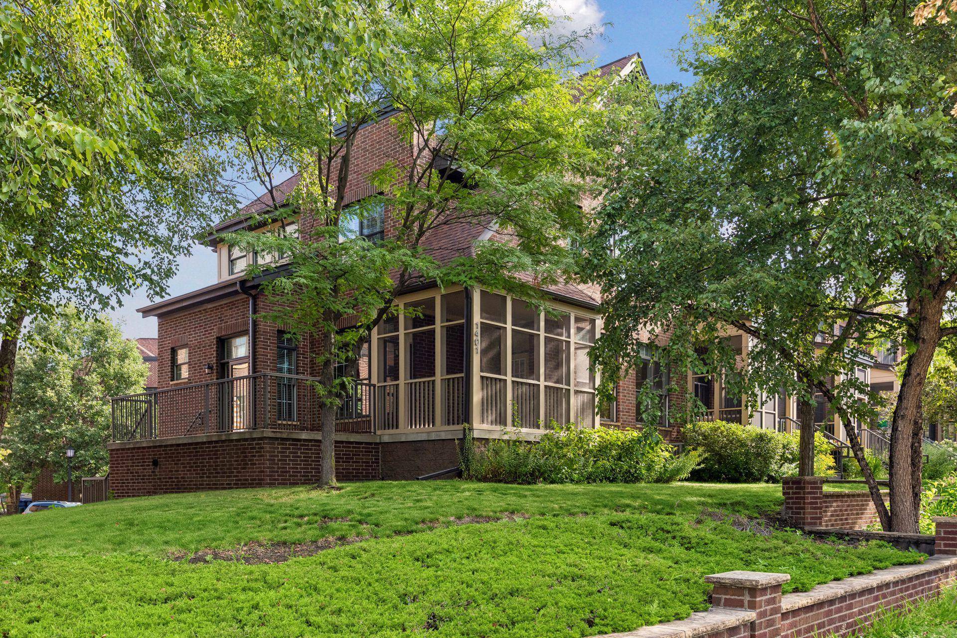 1401 Franklin AVE SE, Minneapolis, MN 55414