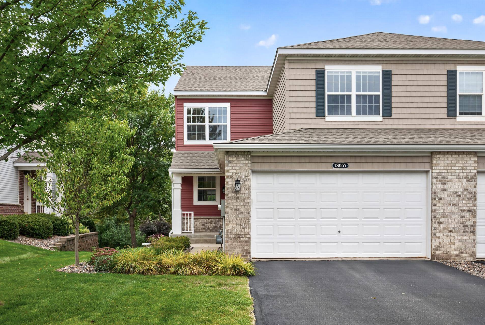 18057 Kindred CT, Lakeville, MN 55044