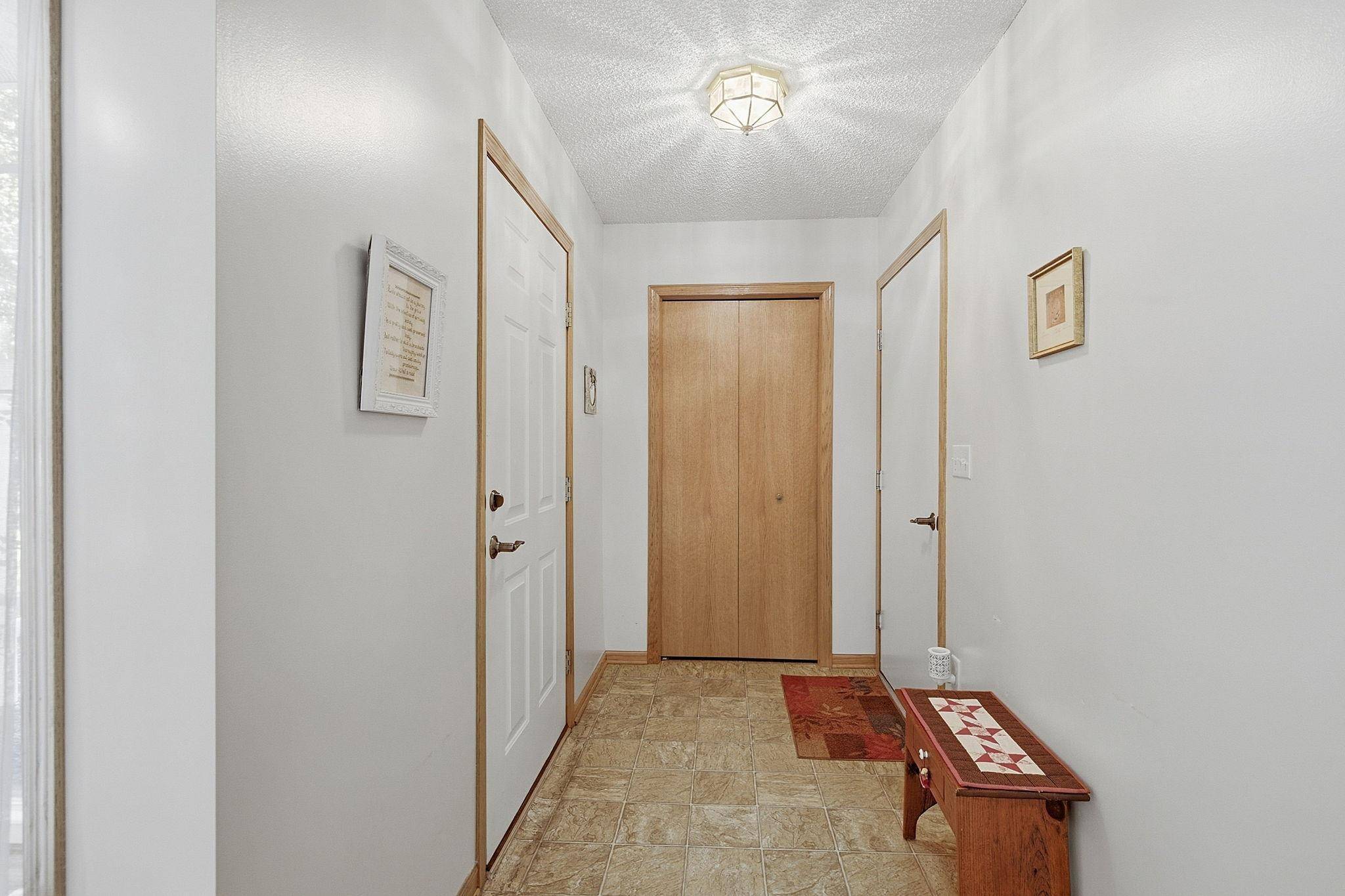 1067 Blackbird TRL SW #8, Hutchinson, MN 55350